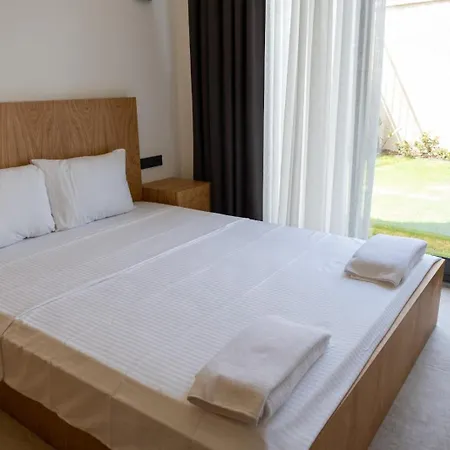 Merkez Sueper Lueks Çeşme