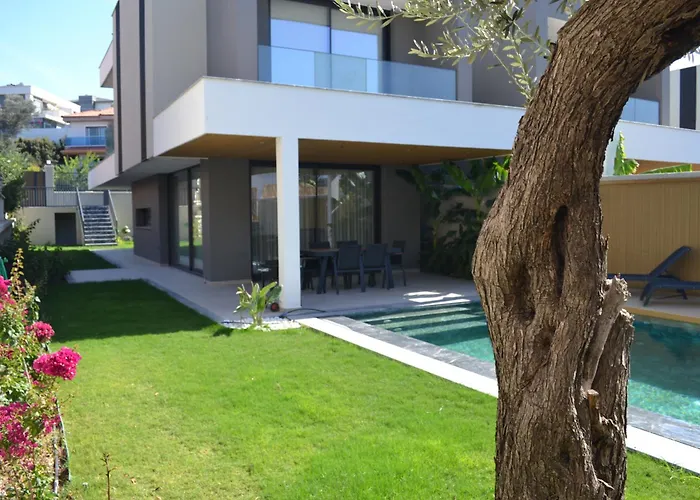 Merkez Sueper Lueks * Çeşme