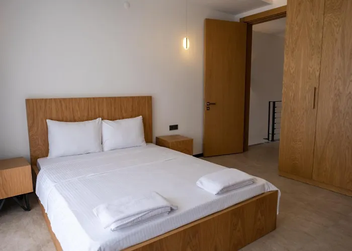 Merkez Süper Lüks * Çeşme